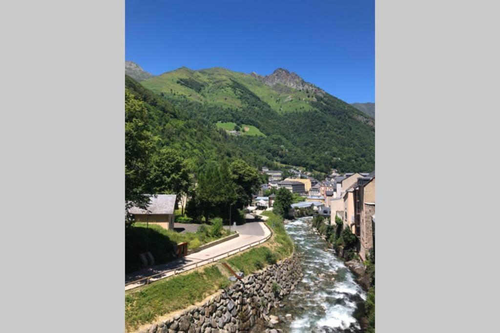 Appartement T2 Classe Tout Confort, Cauterets Centre, Equipe Pour Bebe, Et Wifi Gratuite Dış mekan fotoğraf